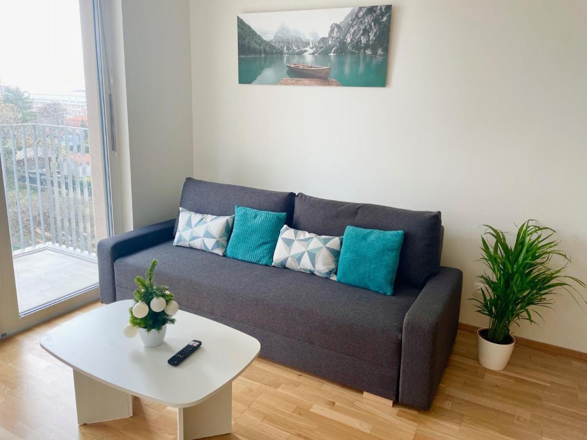 Central 55M2 Flat With Balcony & Parking Vienna Exterior photo