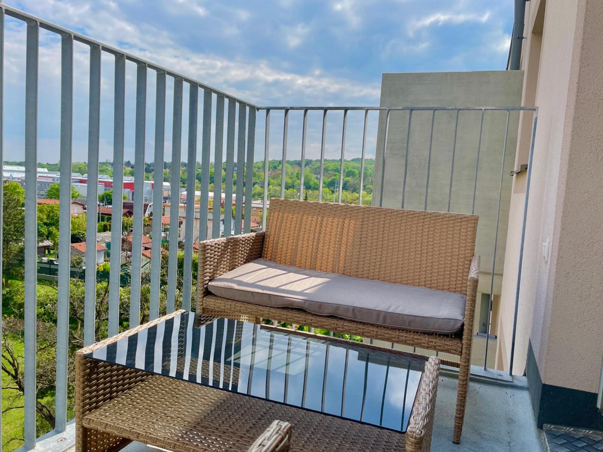 Central 55M2 Flat With Balcony & Parking Vienna Exterior photo